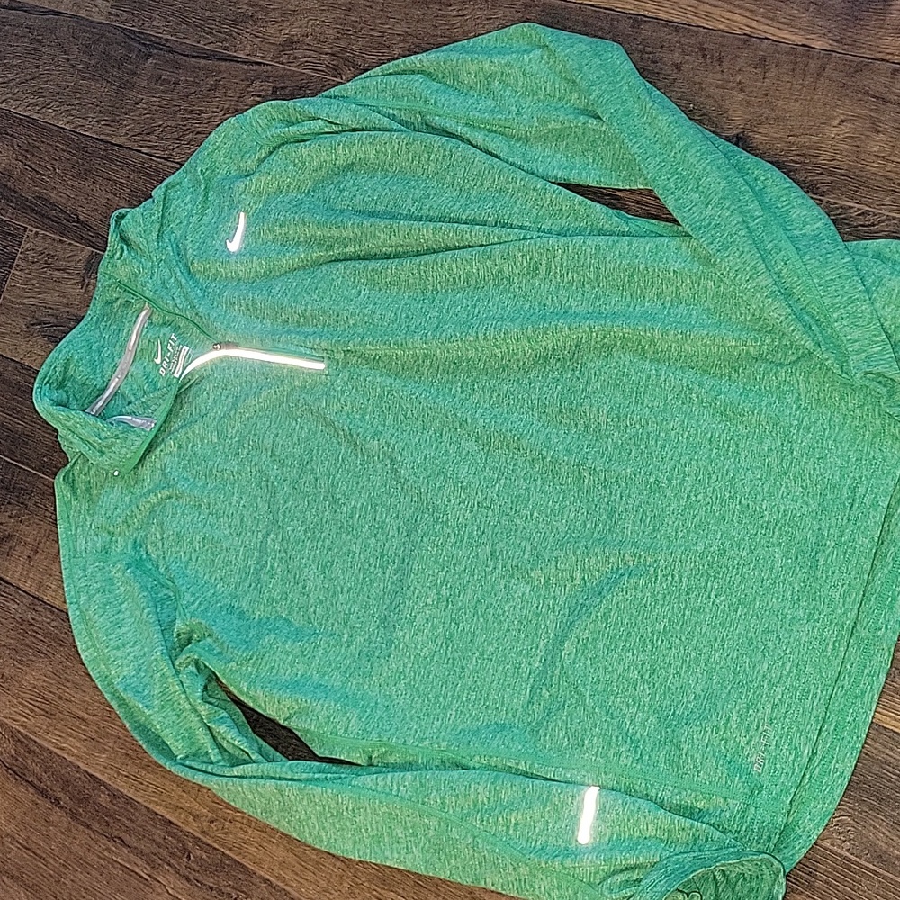 Nike dri fit run